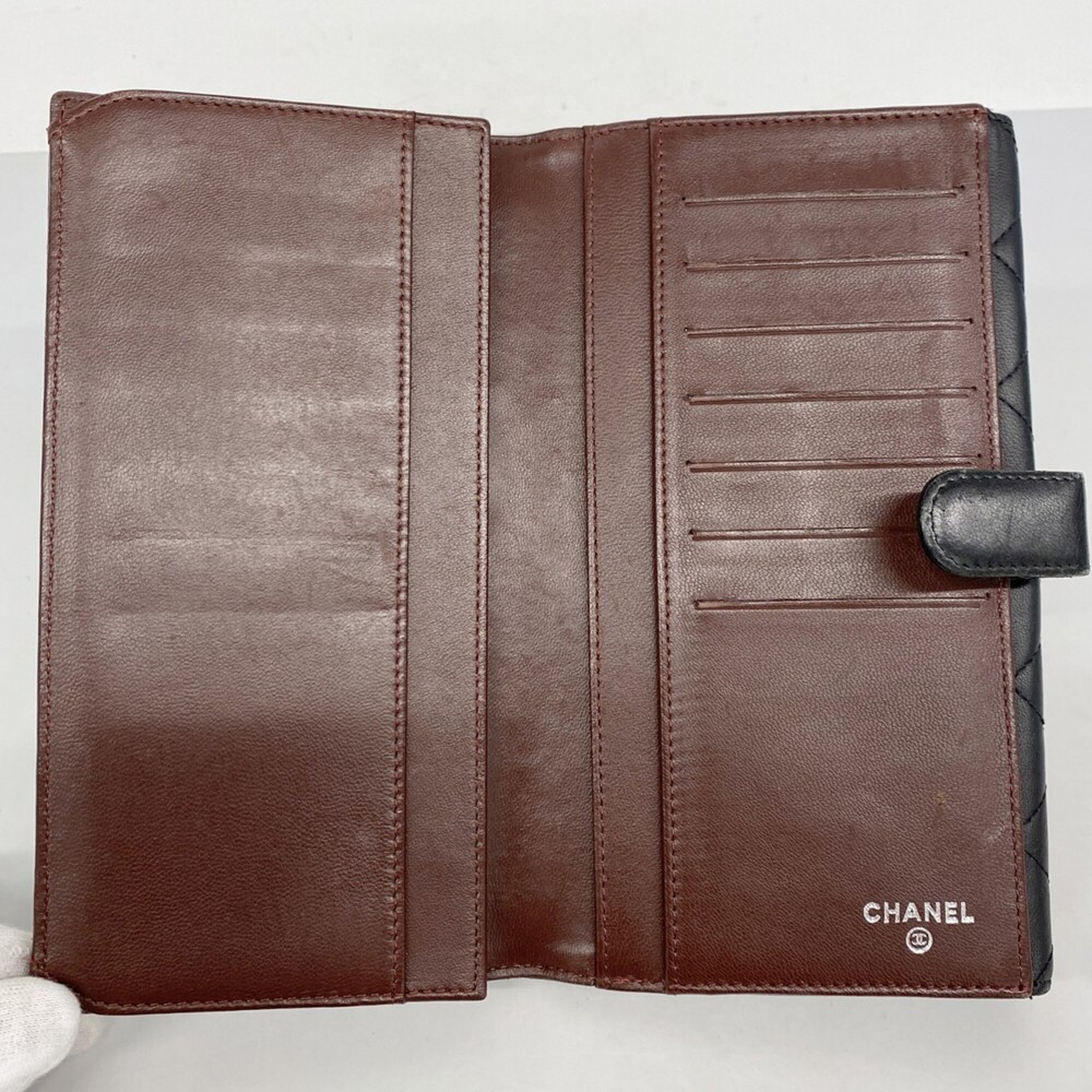 CHANEL Authentic Black Lambskin Leather Wallet - Picture 3 of 15